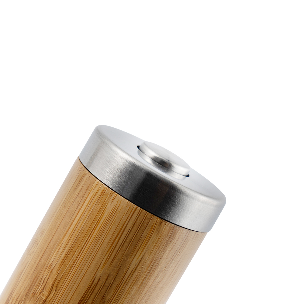 2022 Hot Sale Adjustable Ceramic Core Battery Operated Wooden Bamboo Electric Salt And Pepper Grinder Mill
