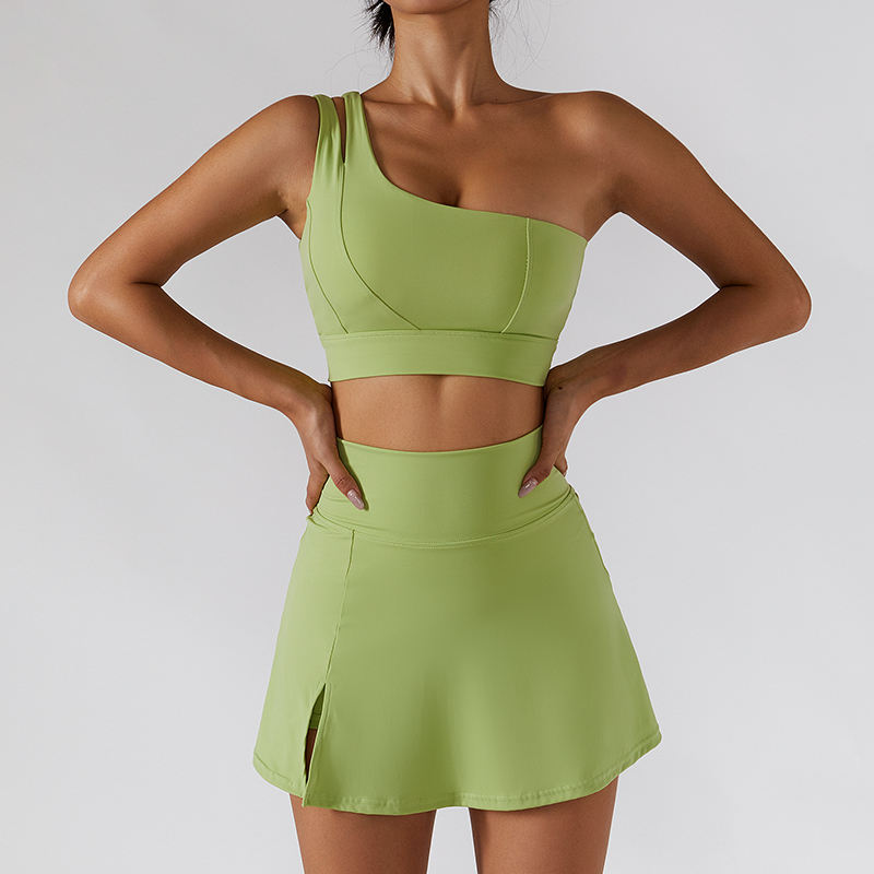 หญ้าสีเขียว