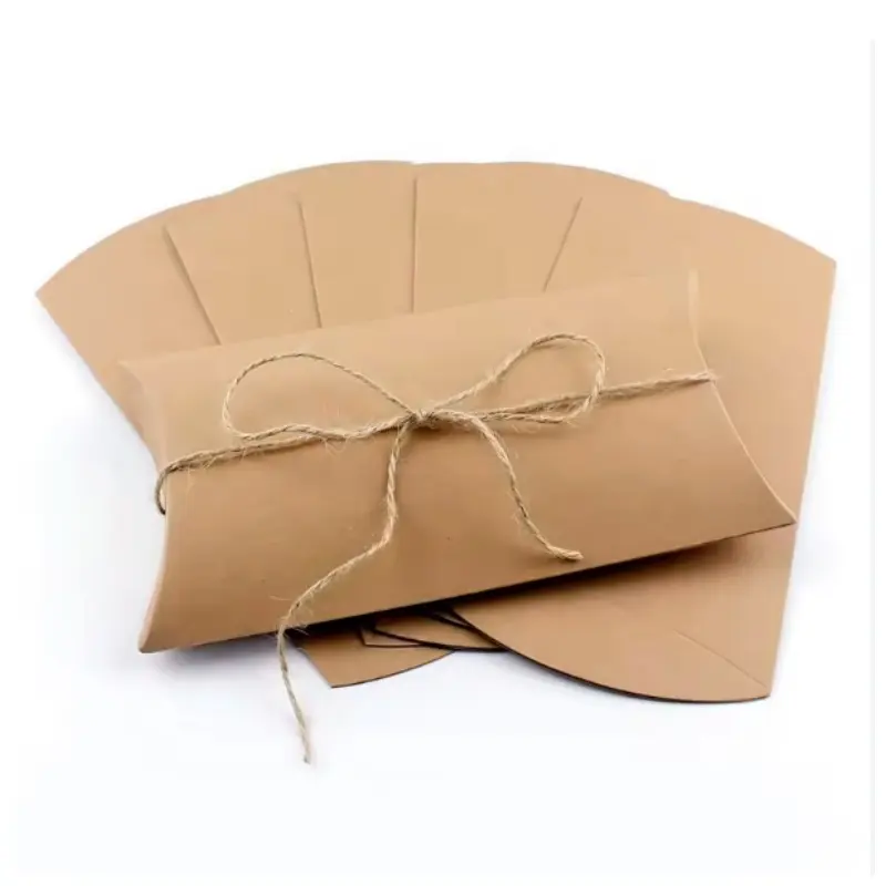 Papierboxen mit individuellem Logo für Süßigkeiten Favorit Kraftpapier-Kissenbox für Hochzeitsfeier