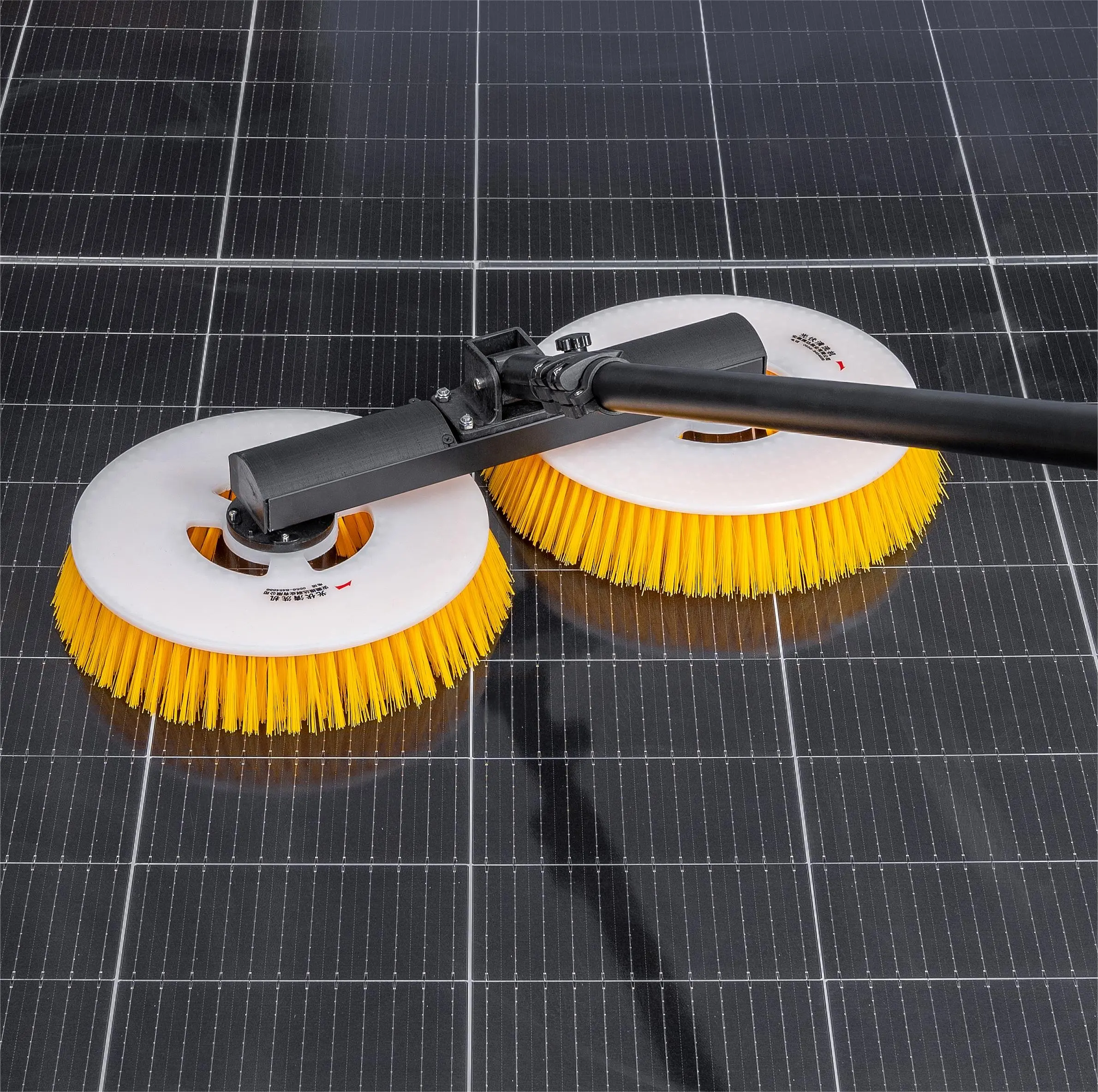 Repuestos para equipos de limpieza de paneles solares Cepillo giratorio de limpieza de cabezales dobles