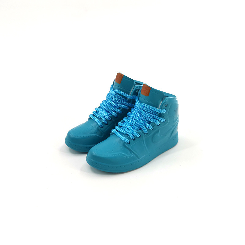 14.Gatorade azul