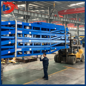 Complete Variety of Container Boarding Bridges <strong>Loading</strong> <strong>and</strong> <strong>Unloading</strong> Dock Ramp Portable <strong>Loading</strong> <strong>and</strong> <strong>Unloading</strong> <strong>Platform</strong> 10 Ton - Product Image 6