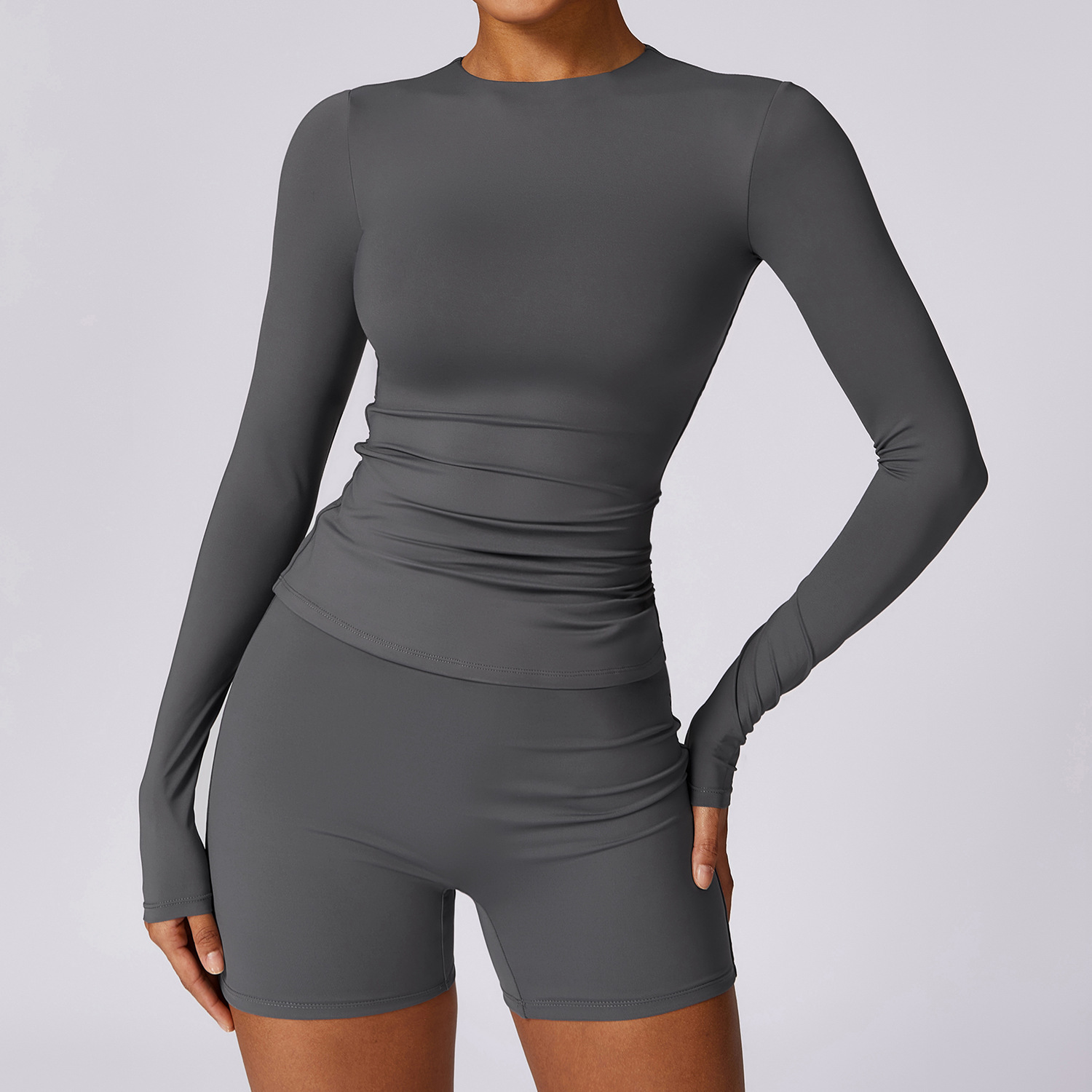 Chemise à manches longues et short, gris gratuit