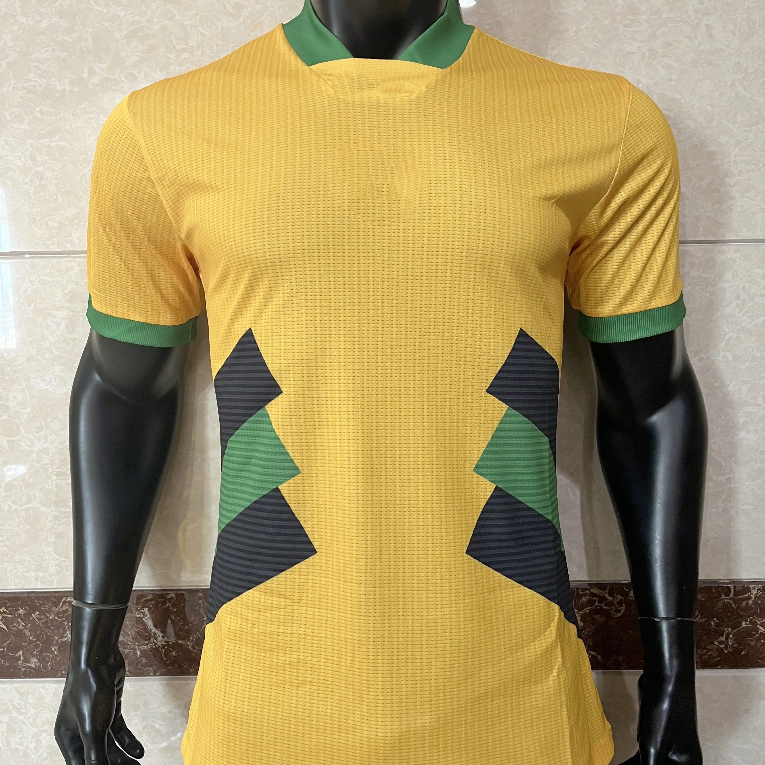 24 nuevos uniformes de fútbol personalizados Club de fútbol Camiseta de fútbol de jugador de alta calidad Muniches
