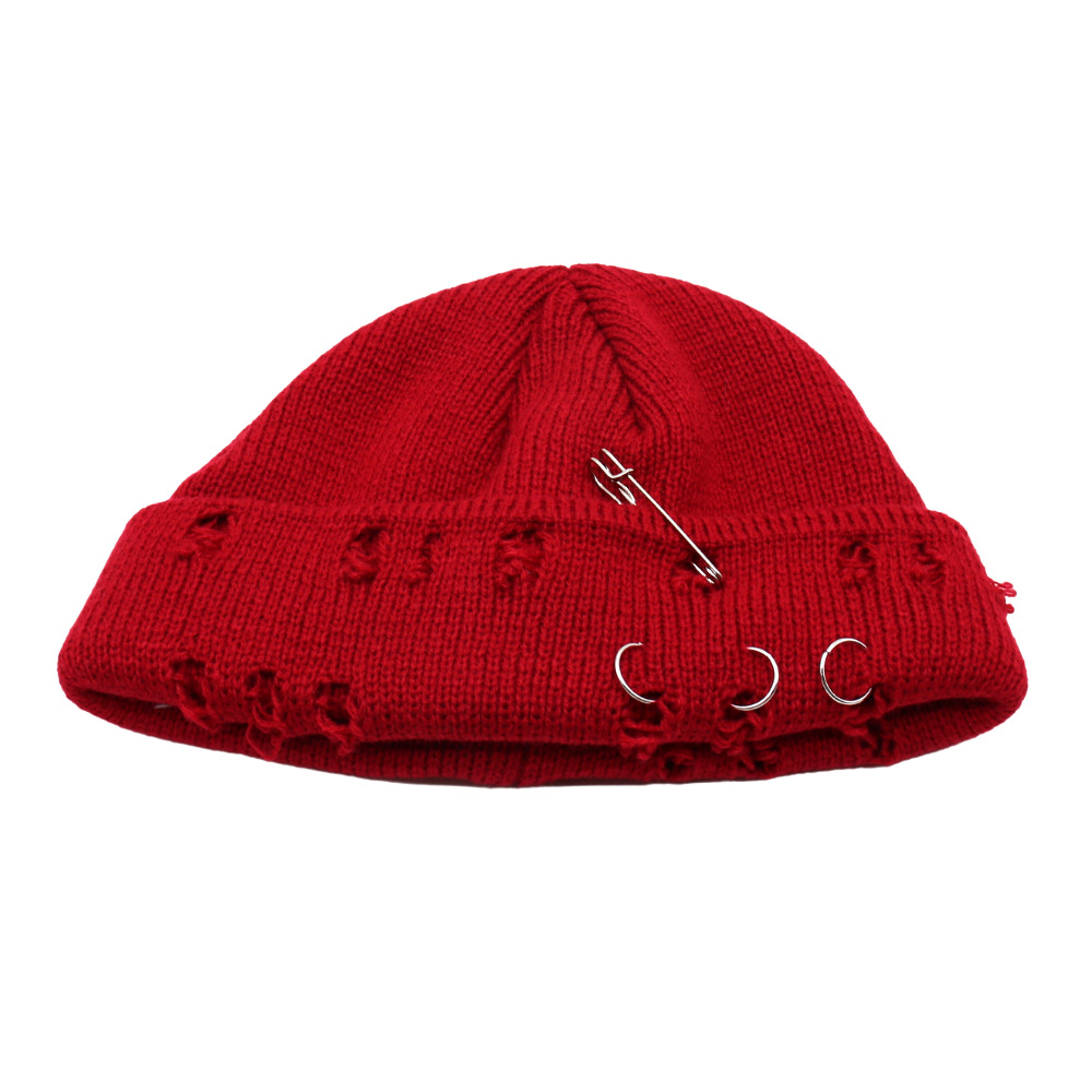 Red (knitted with pins)
