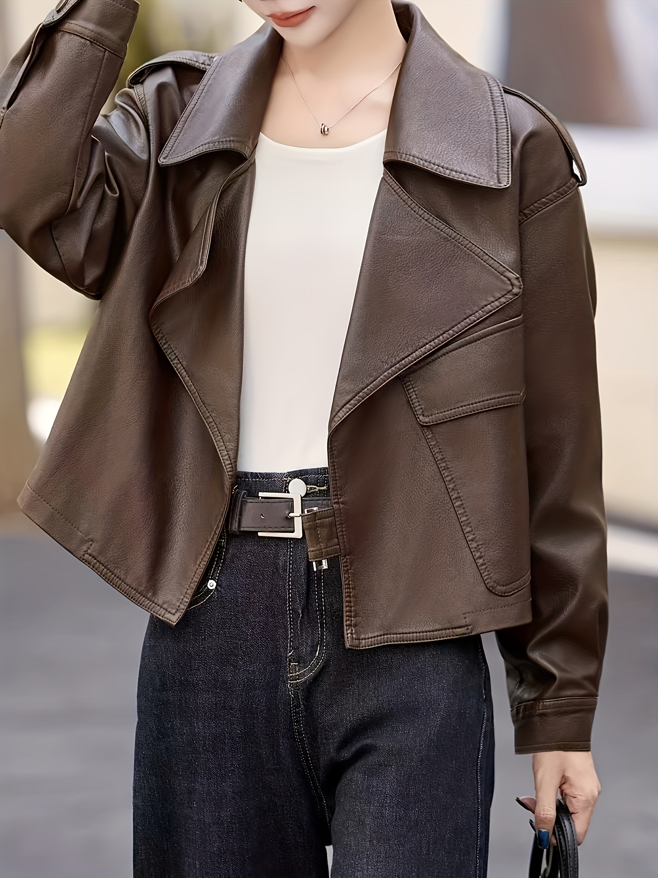 สีน้ำตาล