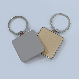 Металлический деревянный брелок для ключей с гравировкой - Product Image 4