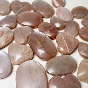Multi en forma de oro sol piedra cristal pulido curación piedras oro sol piedra corazón Palma para meditación