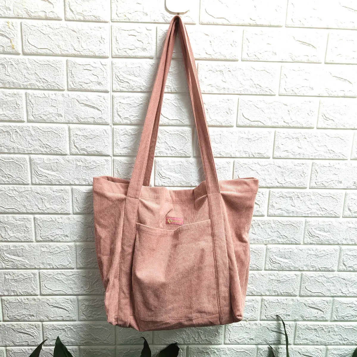 새로운 패션 사용자 정의 로고 코듀로이 패브릭 토트 여행 제품 쇼핑 가방 핑크 벨벳 학생 학교 스토리지 핸들 가방
