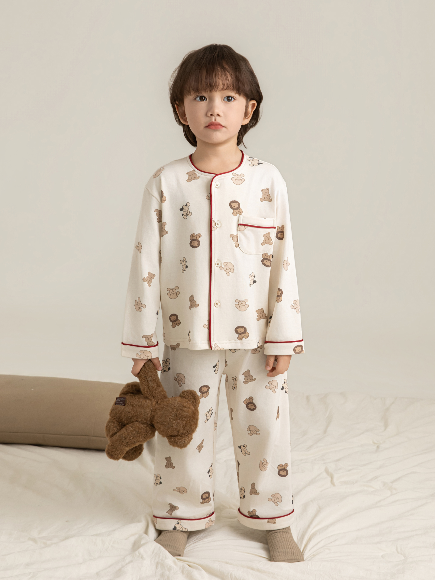 Lion kaki N7360