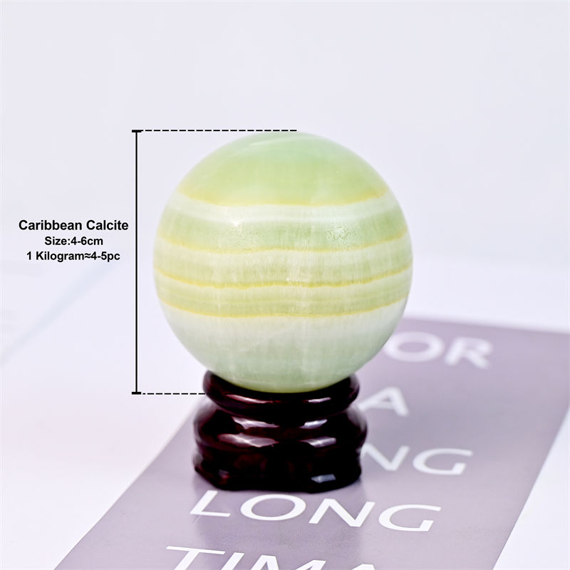 Sphère de calcite des Caraïbes