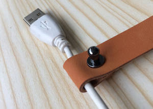 مخصص عالمي الجلود سماعة كابل الأشرطة الأسلاك العلاقات إدارة الحبل حارس الأشرطة المنظم - Product Image 5