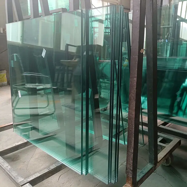 Üreticiler teklif temperli şeffaf şamandıra cam 10-12mm kalın açık kapı merdiven dekorasyon otel kullanımı depo merdiven