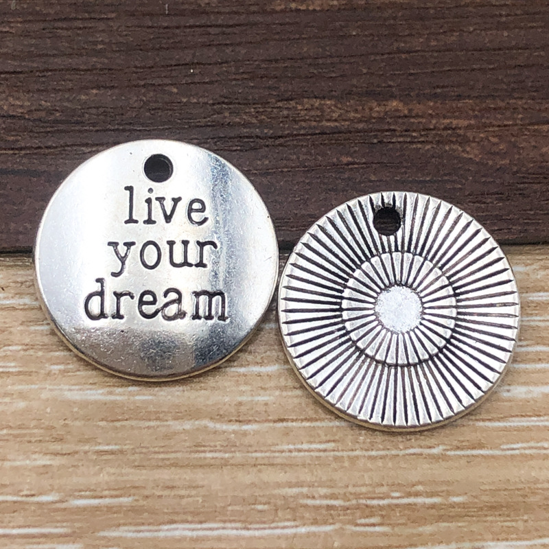 หนึ่งตัวอักษร: Live Your Dream 19*19มม. - 2.7ก. - 2491