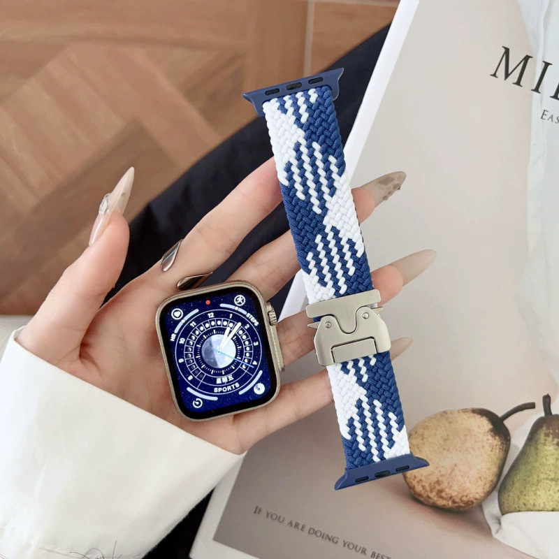 Pair blue and white (silver button)