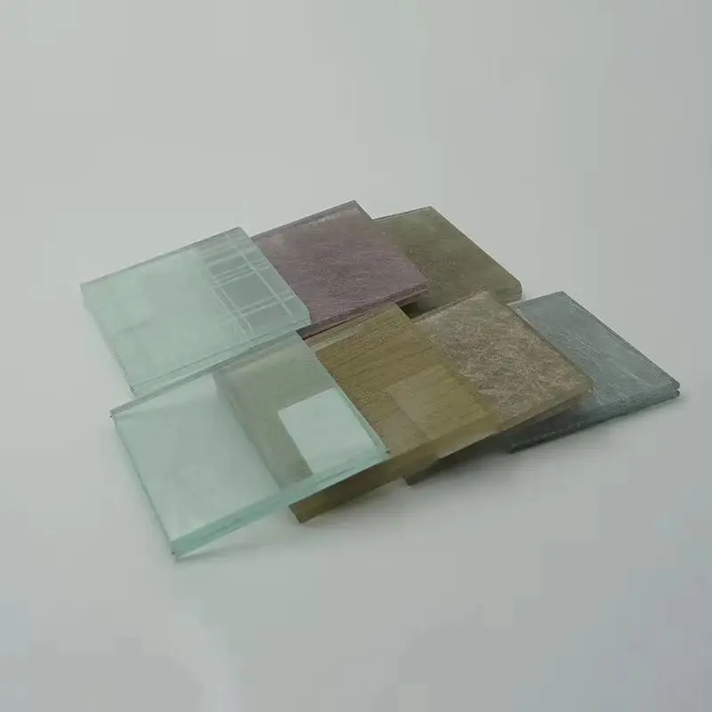 어두운 분쇄 된 푸른 색의 투명 유리 컬릿에 중국 도매 시장 빛