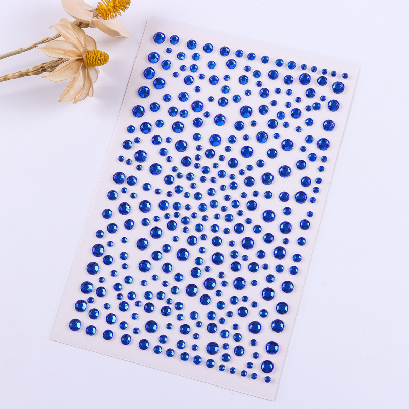 Azul oscuro