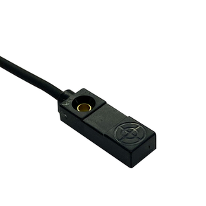 Sensor de interruptor inductivo antiinterferencias de alta frecuencia de 24V Sensor de proximidad inductivo analógico - Product Image 1