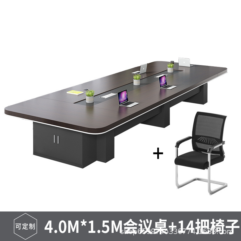 Mesa de conferencias de 4 metros con 14 sillas