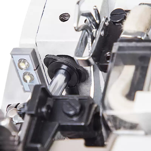 Jack E3 yüksek hızlı doğrudan tahrik güç tasarrufu overlok makinesi - Product Image 5