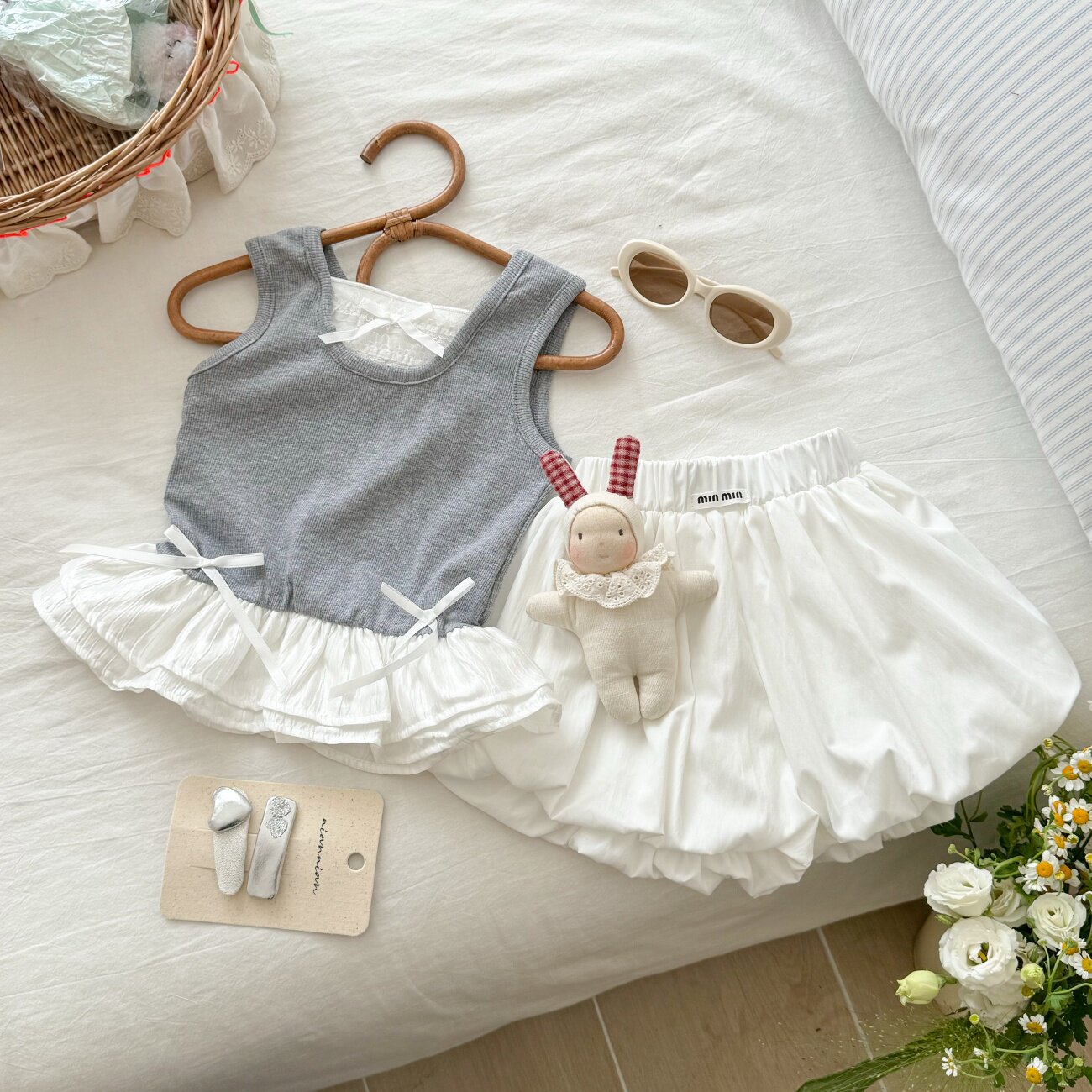 Two-piece set