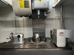 Easy <strong>Programming</strong> and Efficient Operation Smart VMC1600 <strong>CNC</strong> Metal Machining Center with Intelligent Control System - Product Image 3