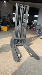 Xe nâng điện 1ton 1.5t 2t <span class=keywords><strong>Stacker</strong></span> 1000kg 1500kg loại điện 1.6m 3m đầy đủ điện nâng chiều cao xe nâng điện - Product Image 5