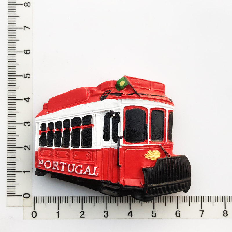colorido tranvía portugués