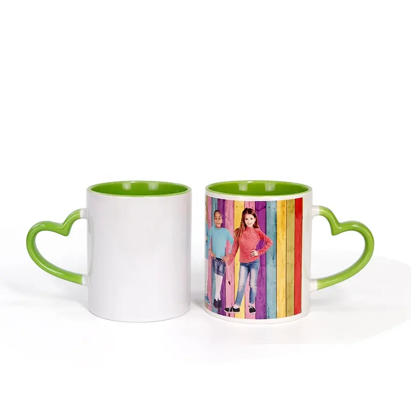 Venta al por mayor 11oz promocional blanco en blanco sublimación tazas de café de cerámica con mango en forma de corazón