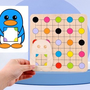 木製論理的思考トレーニングカラーマッチングボードゲームおもちゃ面白いペンギンカラーゲームを見つける子供たちがカラーマッチングゲームをプレイする - Product Image 6