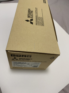 FX3U-64MT/ES-A nuova unità HMI con programmazione PLC e interfaccia di comunicazione RS485 per il controllo industriale