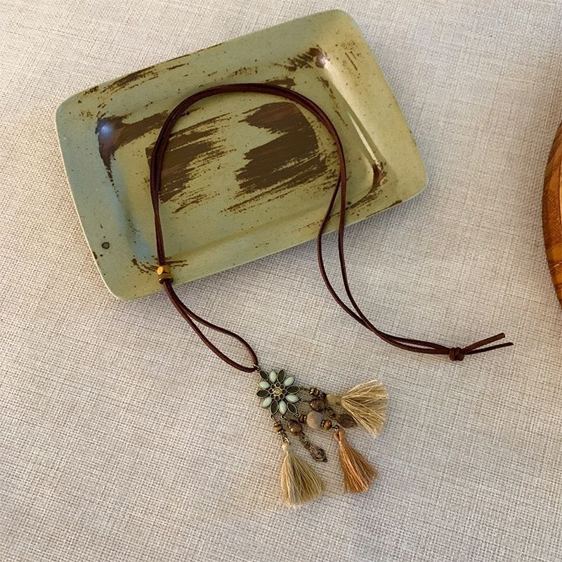 Petal Retro Tassels/Brown