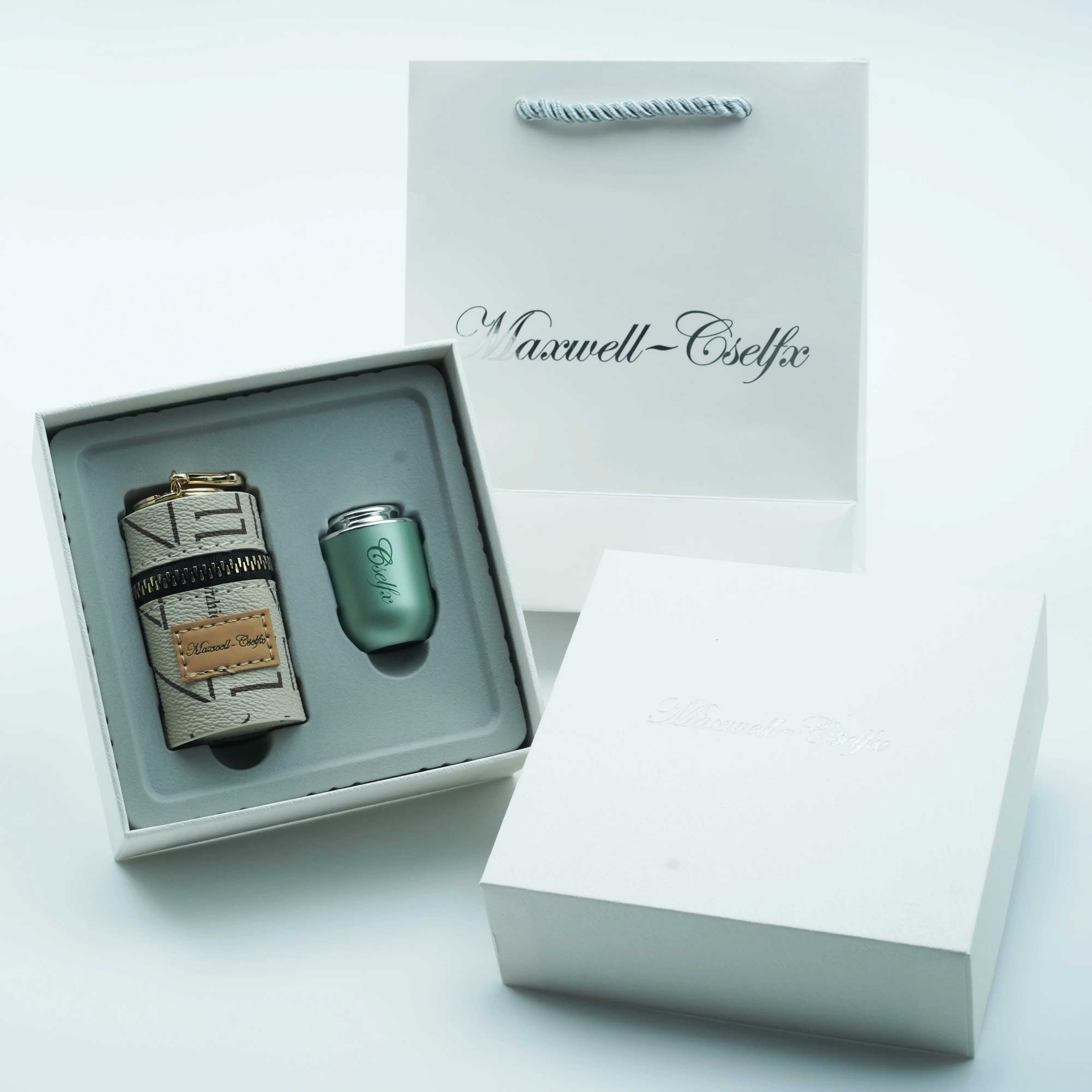 Maxwell-Cselfx เครื่องมือเสริมความงาม เครื่องมือเสริมความงามขับเคลื่อนด้วยตนเอง อุปกรณ์ความงามต่อต้านริ้วรอย ฟื้นฟูผิว มินิรุ่น สีเขียว