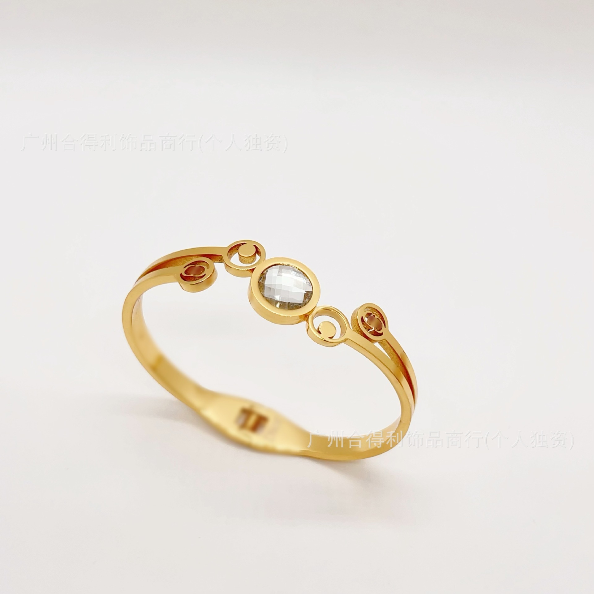 Bracelet en or avec gros diamants 14CD