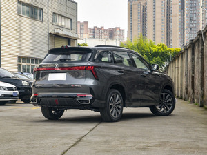 Changan CS75 artı 2023 ikinci nesil 1.5T otomatik Elite modeli kompakt SUV yakıt araçları - Product Image 4