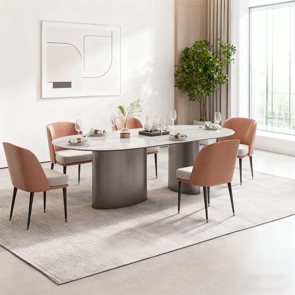 Chaise blanche et orange