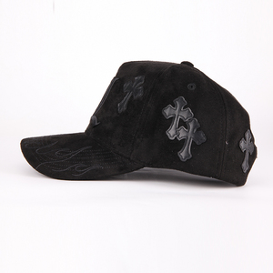 Fabrika toptan özel 5-Panel kadife beyzbol şapkası erkekler için 3D işlemeli Logo ile saten kaplı süet şapka beyzbol şapkası