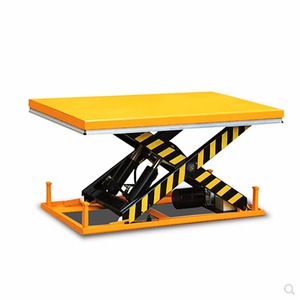 Elevador hidráulico eléctrico de 1,8 M 4T Plataforma de elevación de carga y descarga simple tipo tijera móvil fija pequeña - Product Image 1