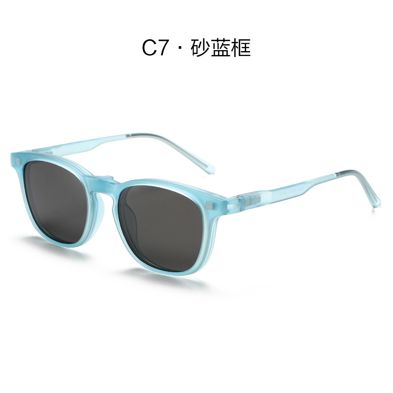 C7