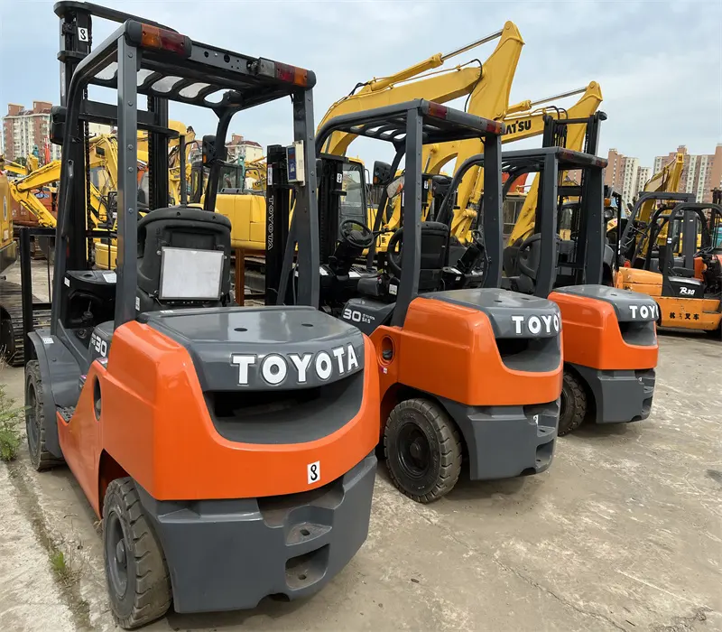 hot sale Japan original TOYOTA 3 ton 8FD30 used secondhand diesel forklift high quality cheap price