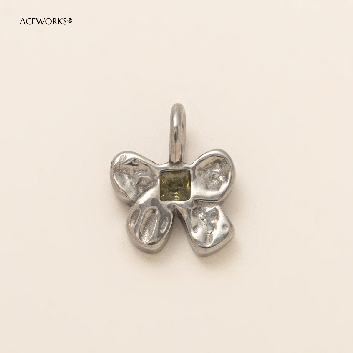 Bow pendant-Silver