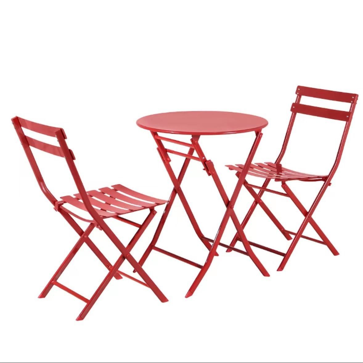 Ensemble : 2 chaises en fer forgé bleu flamboyant et or, 1 table ronde pliante.
