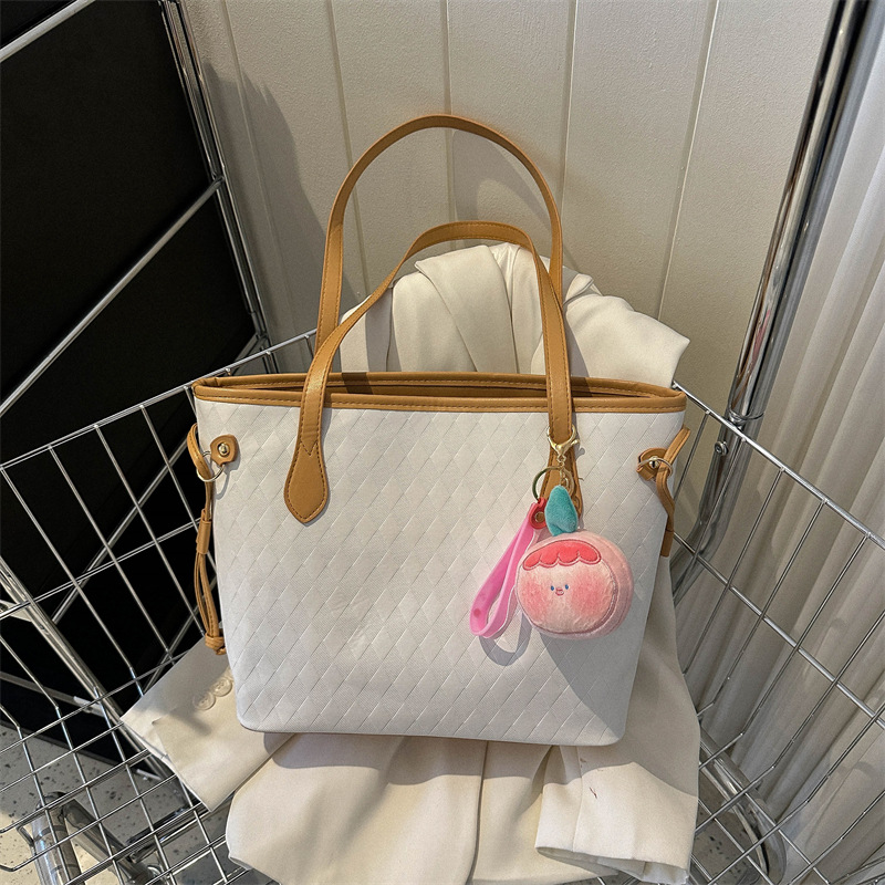 marron avec accessoire