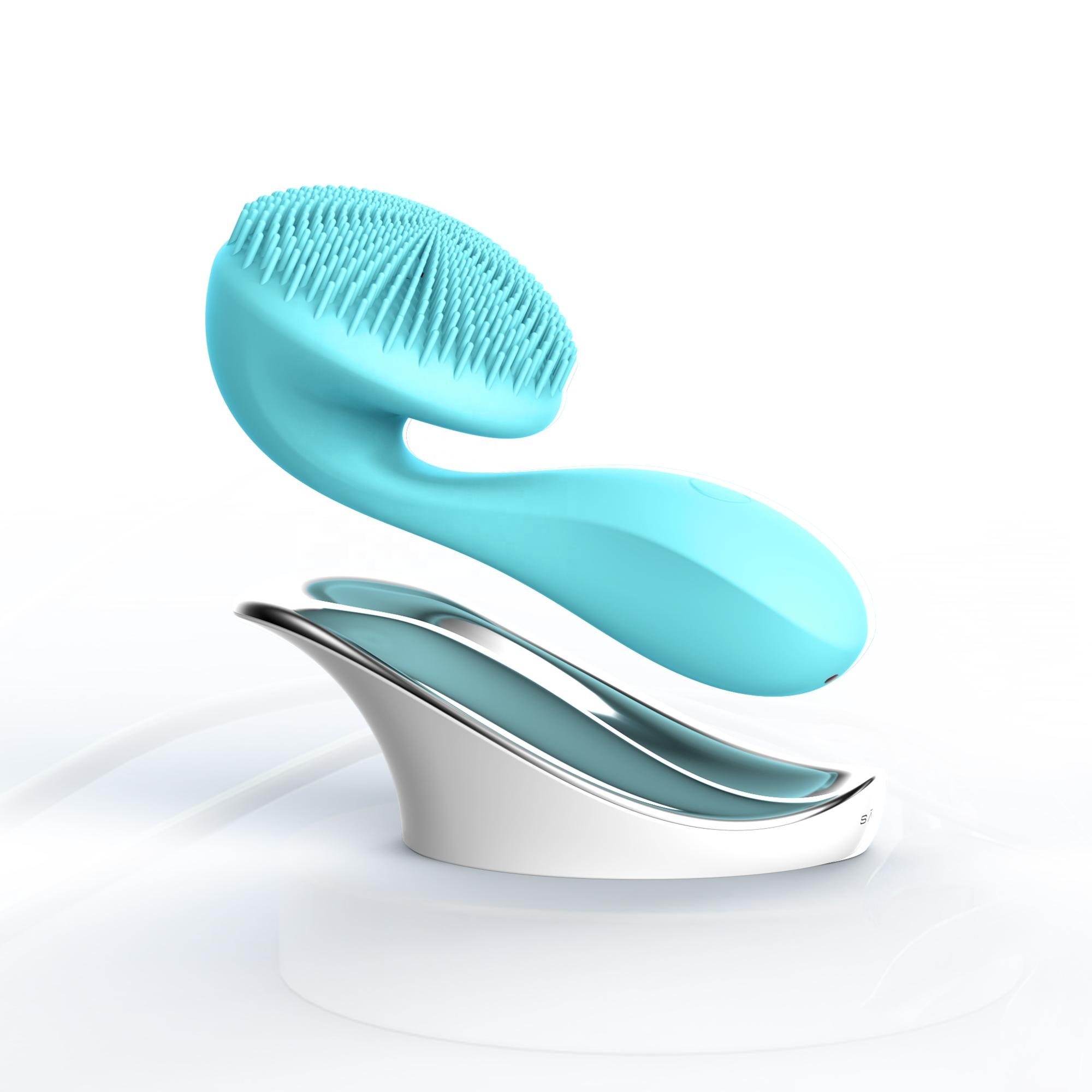 CYAN