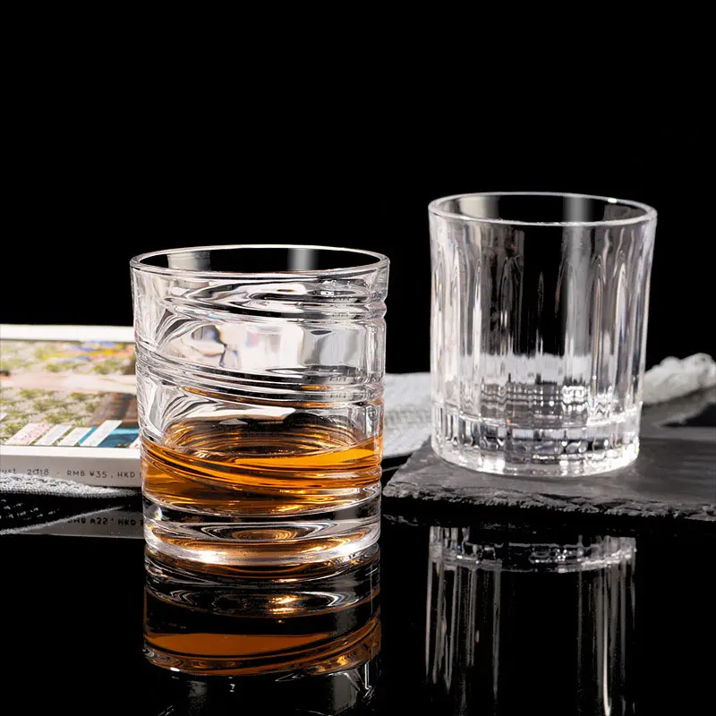 Rượu mùi ít macallan vít uống cup Chivas Tumbler Bulgaria giá của johnnie Walker Whisky chai