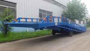 Container Entlade plattform Gabelstapler Container Rampe Lager Logistik Handling 8 t 10t hydraulische Lade brücke