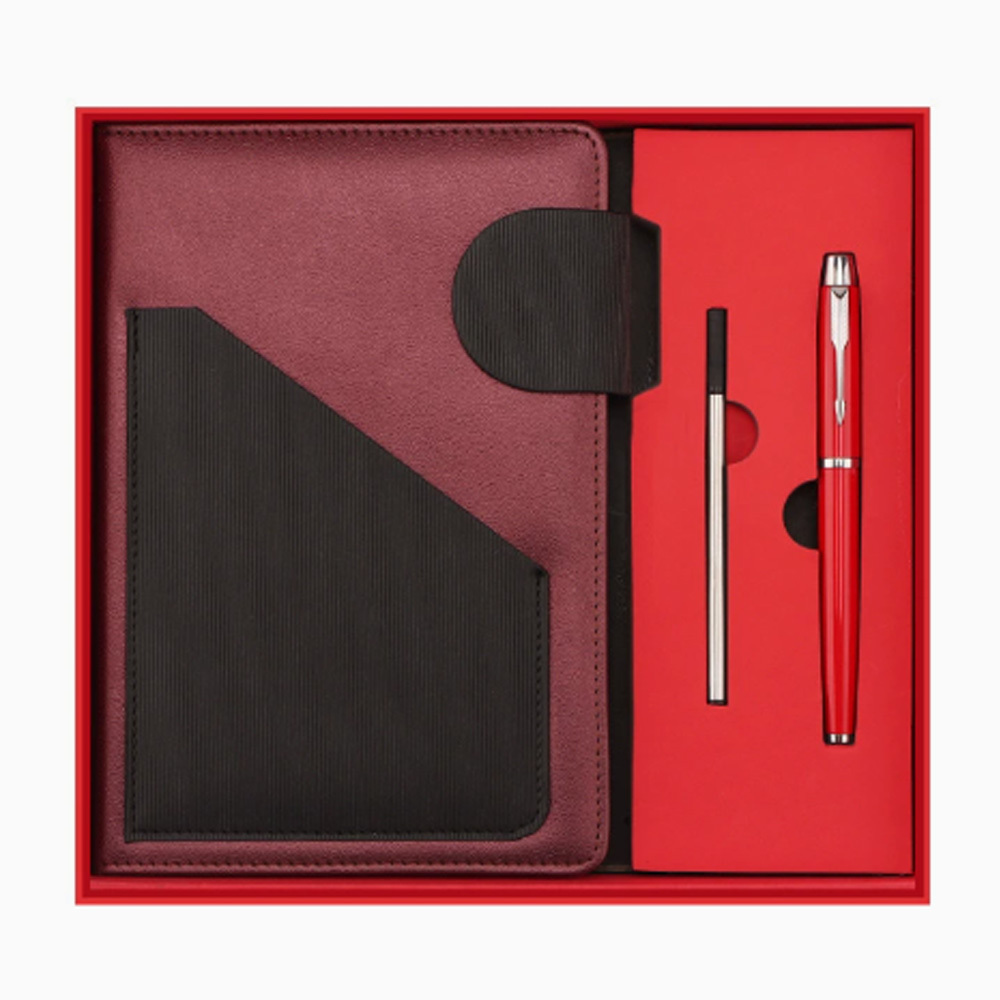 carnet + stylo rouge vin