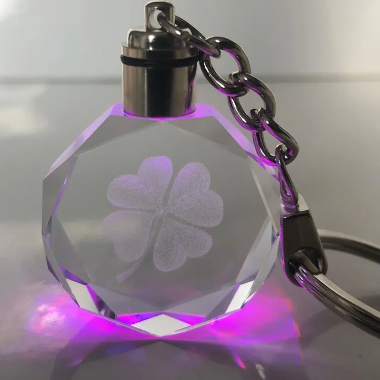 Goedkope K9 Leeg Sublimatie Led Crystal Sleutelhangers Custom Lucky Gras Grote Maten Auto Logo Glas 3d Kristal Sleutelhanger Voor Giveaways