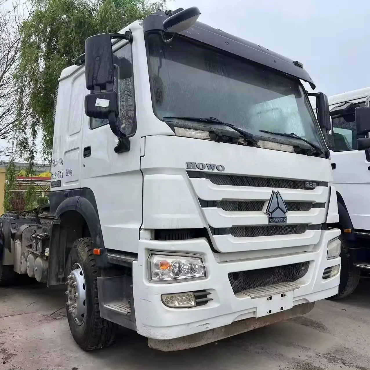 Camion cinese Sinotruk Howo 6*4 371hp 375hp 420hp 40t 60t Euro 3 usato camion camion per la vendita In Africa