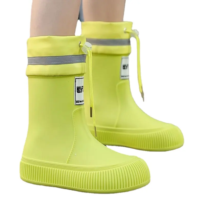Waterproof rain shoes women's fashion rain boots new light water shoes non-slip soft soles rubber shoes